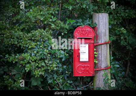 letters only mail mail box red post box royal mail Stock Photo