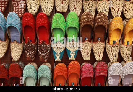 Traditional Souk in Dubai selling shoes Stock Photo