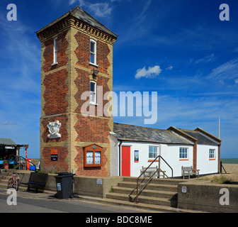 Old lifeboat Station and lookout tower. Aldeburgh, Suffolk, East Anglia, England, UK. Stock Photo