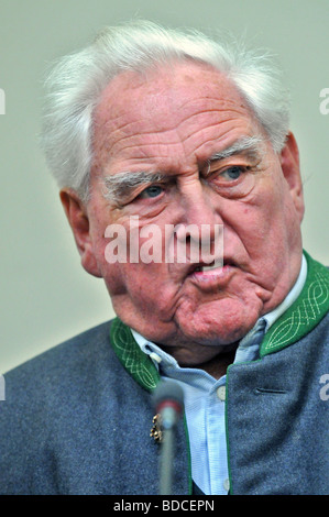 Scheungraber, Josef, * 1918, German leutenant, portrait, during his