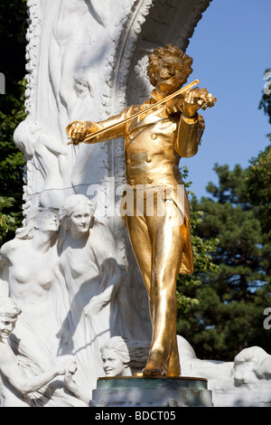 statue of Johann Strauss II, Stadtpark, Vienna, Austria Stock Photo