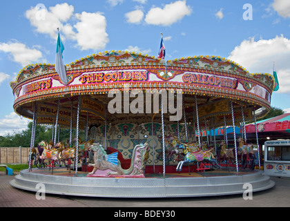Amusements, Carousel Fun-Fair rides and fun attractions at the ...