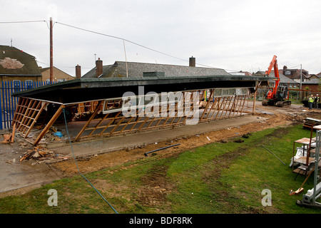 Pic by Mark Passmore. 17/04/2008. An old school building is bought down in a controlled demolition. Stock Photo
