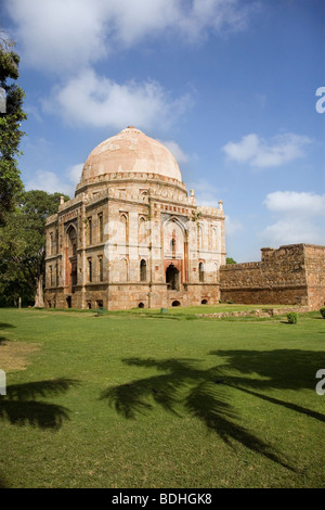 Bara gumbad inside Lodi garden complex, New Delhi, India Stock Photo