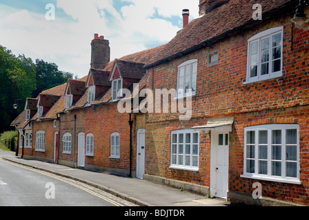 A row of traditional old cottages in The New Forest Stock Photo