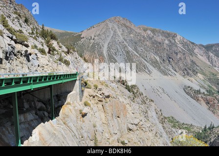 Highway 120, Tioga Pass road, west of Lee Vining, eastern entrance to Yosemite National Park Stock Photo