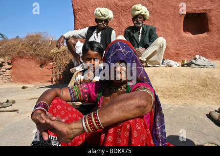 Local men Bishnoi tribe Rajasthan India Stock Photo - Alamy