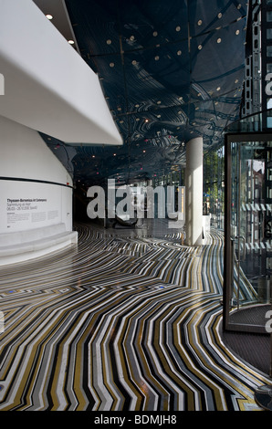 Graz, Kunsthaus, Vestibül mit Fußbodengestaltung von J. Lambie Stock Photo