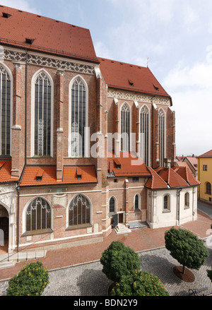 Landshut, Stifts- und Pfarrkirche St. Martin, Blick von Süden auf Schiff und Chor Stock Photo