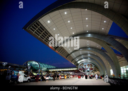 concourse departures airline