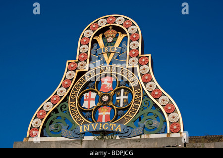 London, Chatham and Dover Railway insignia, Blackfriars Bridge, London, England, UK Stock Photo