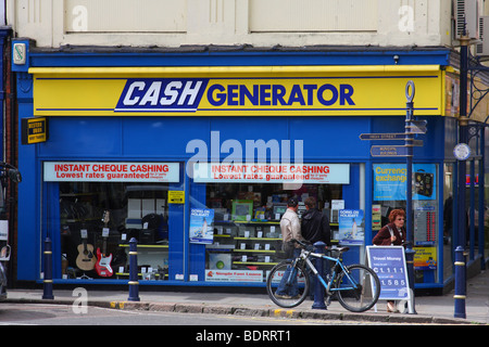 Cash Generator pawnbrokers shop in the centre of Wolverhampton Stock ...