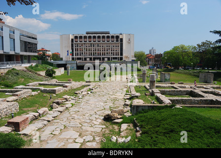 The Library, the Opera house and ancient ruins at the center of Stara Zagora, Bulgaria Stock Photo