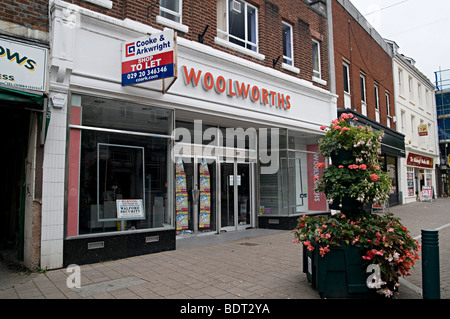 Woolworth tiverton devon one of the nation chain that went bankrupt in 2009 due to recession Stock Photo