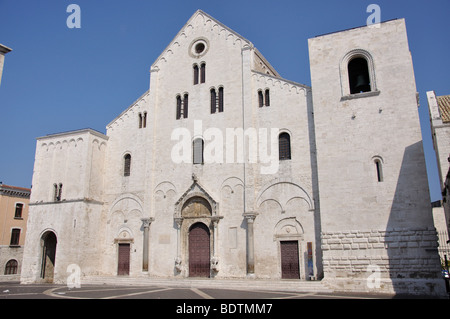 Basilica Di San Nicola, Piazza San Nicola, Bari, Bari Province, Puglia ...