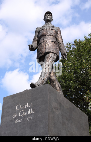Statue of Charles de Gaulle French General in Warsaw Poland on the Al Aleje Jerozolimskie in the city centre Stock Photo