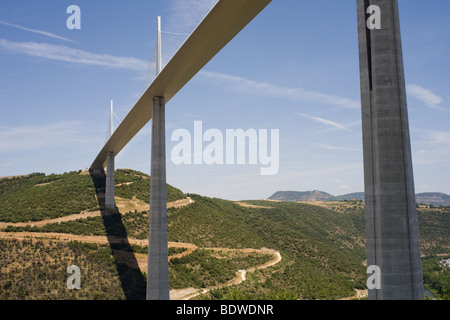 The viaduct over the River Tarn at the French town of Millau Stock Photo