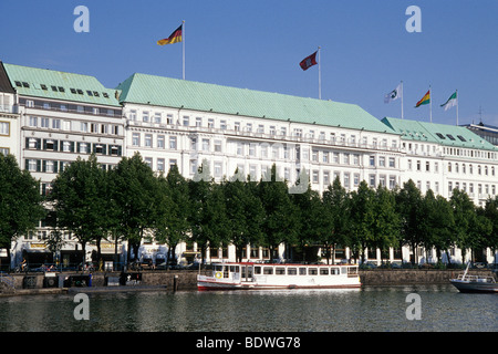 Four Seasons Hotel on the banks of the Alster Lake, Alster, Neuer Jungfernstieg, Hanseatic City of Hamburg, Germany, Europe Stock Photo