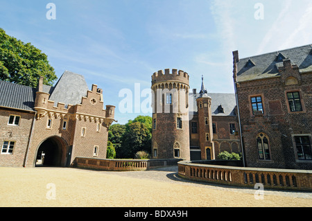 Schloss Paffendorf castle, moated castle, Bergheim, Rhineland, North Rhine-Westphalia, Germany, Europe Stock Photo