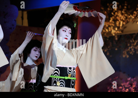 Miyako-Odori, Maiko dance by Geisha candidates in spring, Gion District, Kyoto, Japan, Asia Stock Photo