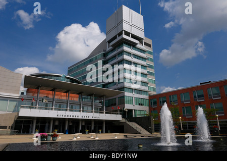 Modern architecture of Kitchener City Hall buildings with pool and fountain Stock Photo