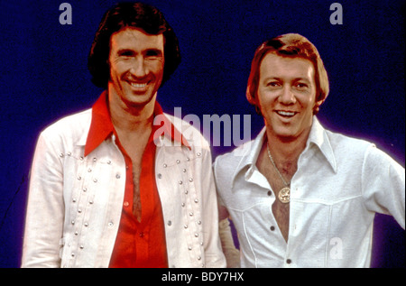 RIGHTEOUS BROTHERS - US pop duo with Bill Medley at left and Bobby Hatfield about 1968 Stock Photo