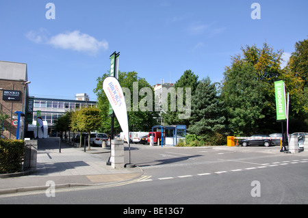 Entrance gate, Oxford Brookes University, Headington, Oxford, Oxfordshire, England, United Kingdom Stock Photo