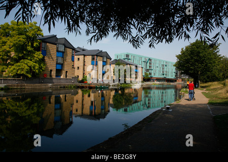 Regent's Canal by Mile End Park, Mile End, London, UK Stock Photo