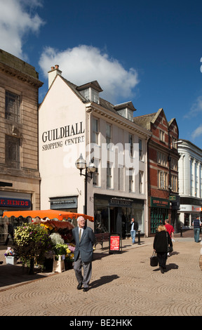 UK, England, Staffordshire, Stafford, shoppers in Market Square Stock Photo