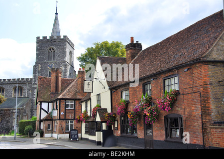 The Feathers Public House and St.Mary's Church, Church Street, Rickmansworth, Hertfordshire, England, United Kingdom Stock Photo