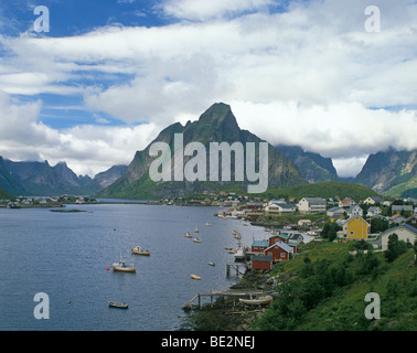 Harbor, Reine, Lofoten, Norway, Scandinavia, Europe