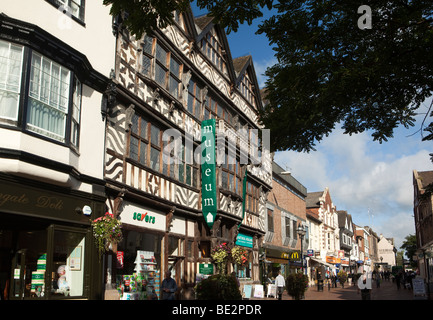 UK, England, Staffordshire, Stafford, Greengate Street pedestrianised town centre, Ancient High House Stock Photo