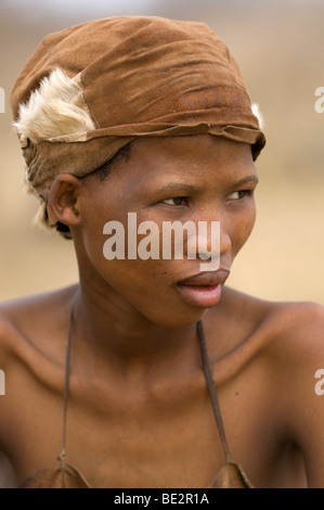 Naro bushman (San) woman portrait, Central Kalahari, Botswana Stock Photo