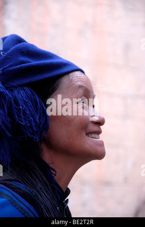 Portrait, profile, ethnology, woman of the Hani ethnic group, blue headdress, near Xinji, Yuanyang, Yunnan Province, People's R