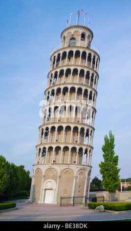 The leaning tower of Niles, Illinois, USA Stock Photo - Alamy