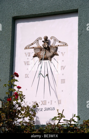 Sundial on a house in Aldeburgh Stock Photo