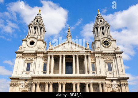 The west side with the twin towers of St Paul's Cathedral, London, England, United Kingdom, Europe Stock Photo