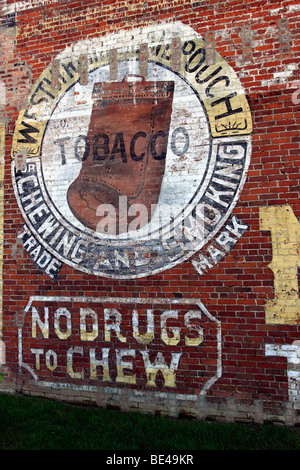 pipe tobacco vs cigarette tobacco difference is there a difference between cigarette tobacco and pipe tobacco Famous  Smokers