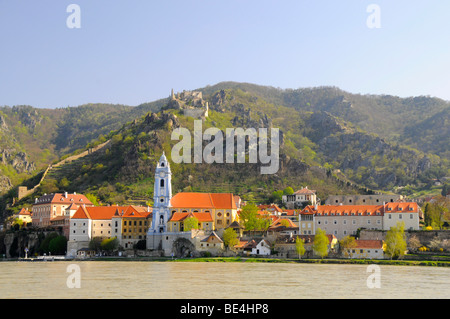 Overlooking the Danube River towards the town and castle ruins of Duernstein, Wachau, Lower Austria, Austria, Europe Stock Photo