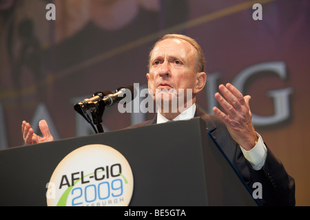 Pittsburgh, Pennsylvania - Senator Arlen Specter speaks to the AFL-CIO convention. Stock Photo