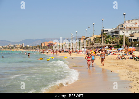 People in El Arenal on the Playa de Palma Beach, Majorca, Balearic Islands, Spain, Europe