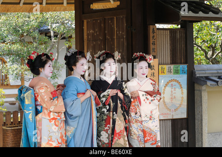 Maikos, geishas in training, near the Gion district, Kyoto, Japan, Asia Stock Photo