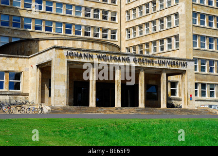 Main entrance in neo-classicistic style, Goethe-Universitaet, Campus Westend, a former IG Farben building by architect Hans Poe Stock Photo