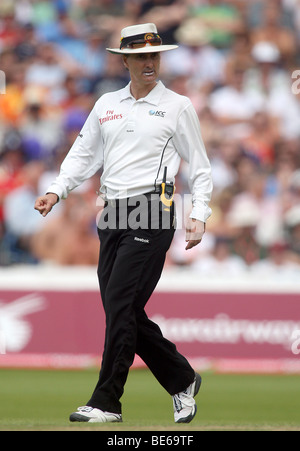 New zealand umpire hi-res stock photography and images - Alamy