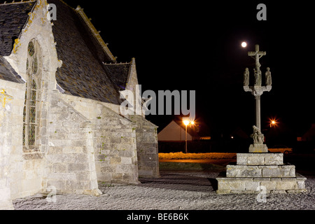 'notre dame de la joie' chapel andwayside cross by night, penmarc'h point, finistere,brittany,france Stock Photo