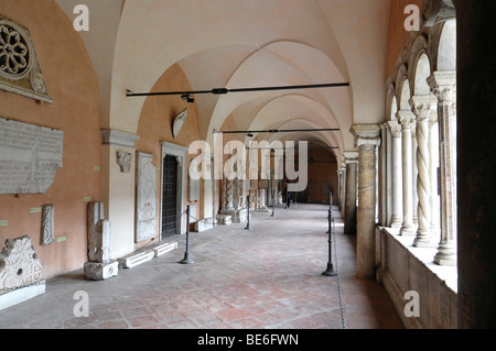 Cloister, Basilica of St. John Lateran, Basilica di San Giovanni in Laterano, historic city centre, Rome, Italy, Europe Stock Photo