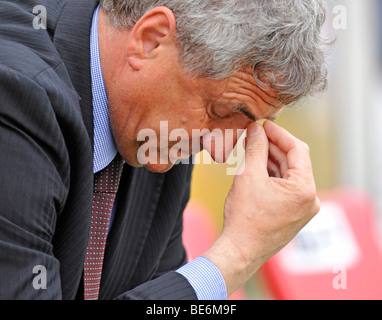Coach Bojan PRASNIKAR, FC Energie Cottbus, exhausted Stock Photo
