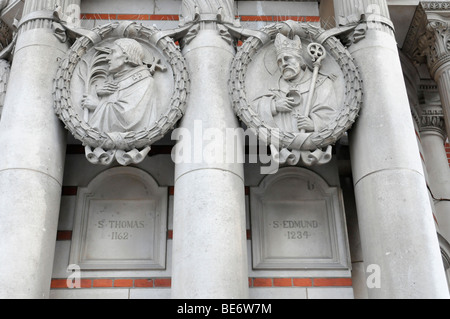 Wall Relief, S. Edmund, 1234, S. THOMAS, 1162, Westminster Cathedral, London, England, United Kingdom, Europe Stock Photo