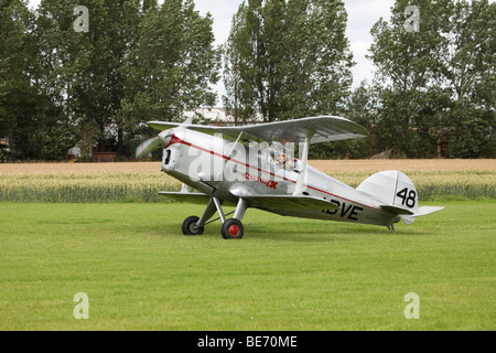 Arrow Active MkII G-ABVE taxiing along runway after landing at Breighton Airfield Stock Photo