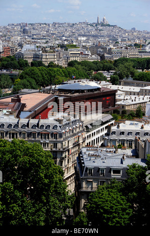 Musee du quai Branly, Paris, France Musee des arts et civilisations d'Afrique, d'Asie, d'Oceanie et des Ameriques Stock Photo